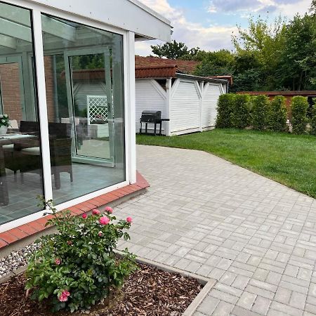 Familienfreundliche Ferienwohnung Mit Wintergarten Badow Exteriér fotografie