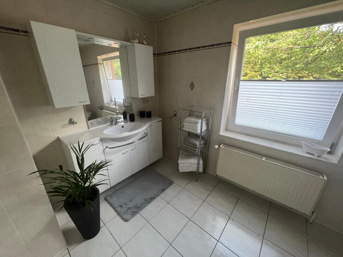 Familienfreundliche Ferienwohnung Mit Wintergarten Badow Exteriér fotografie