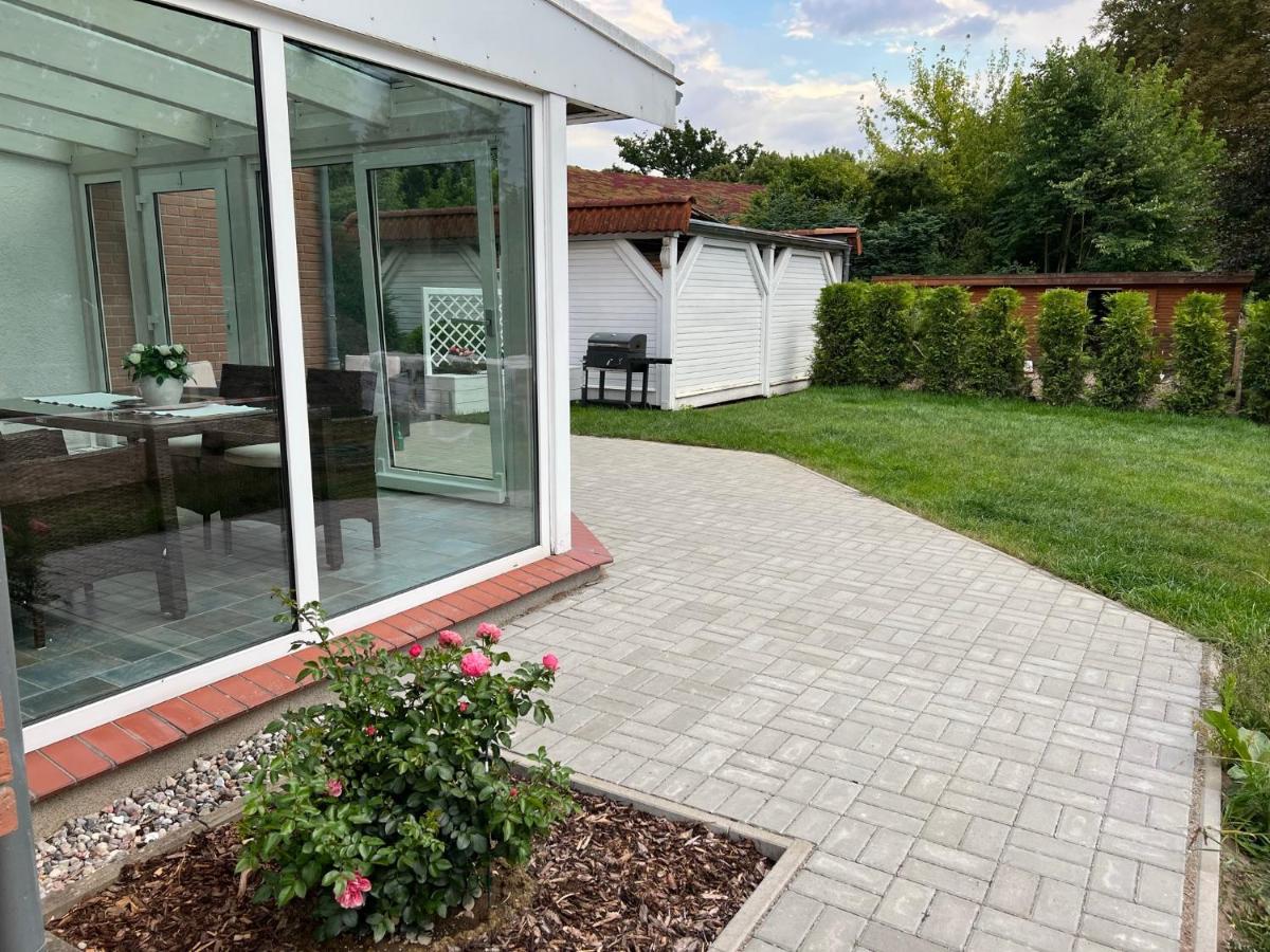Familienfreundliche Ferienwohnung Mit Wintergarten Badow Exteriér fotografie
