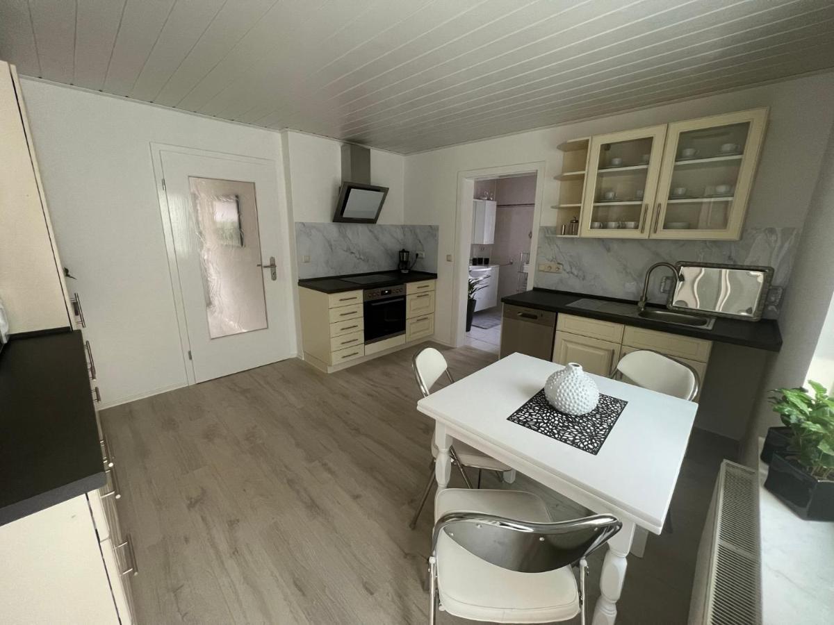 Familienfreundliche Ferienwohnung Mit Wintergarten Badow Exteriér fotografie