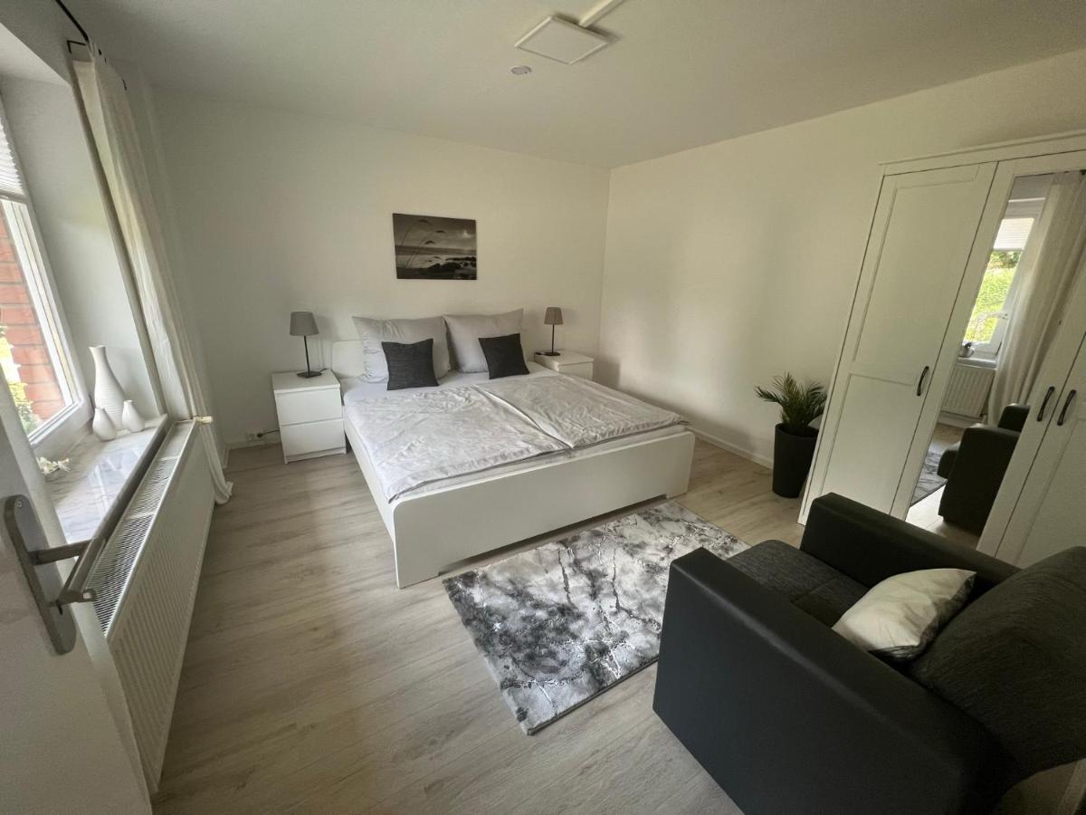 Familienfreundliche Ferienwohnung Mit Wintergarten Badow Exteriér fotografie